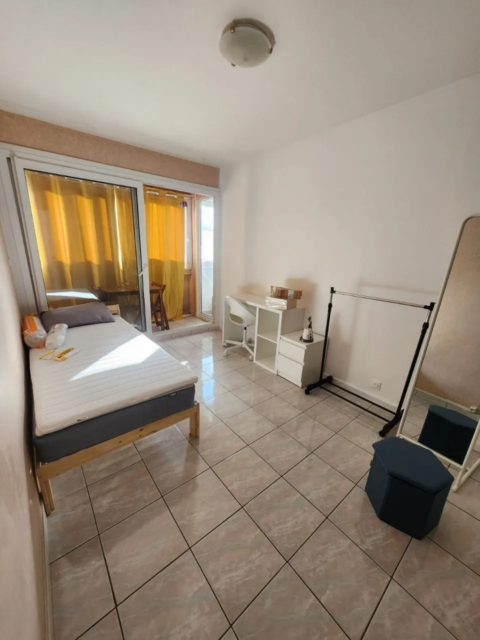 Colocation cosy, lumineux, spacieux balcon privatif dans un 81 m2 une résidence calme à Ris-Orangis 