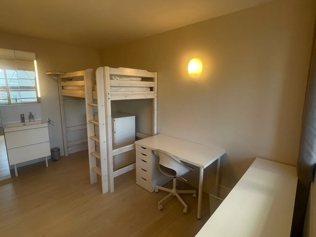 Chambre étudiante meublée à louer - 📍Asnières-Sur-Seine – 📐 10,5 m² – 800€/mois