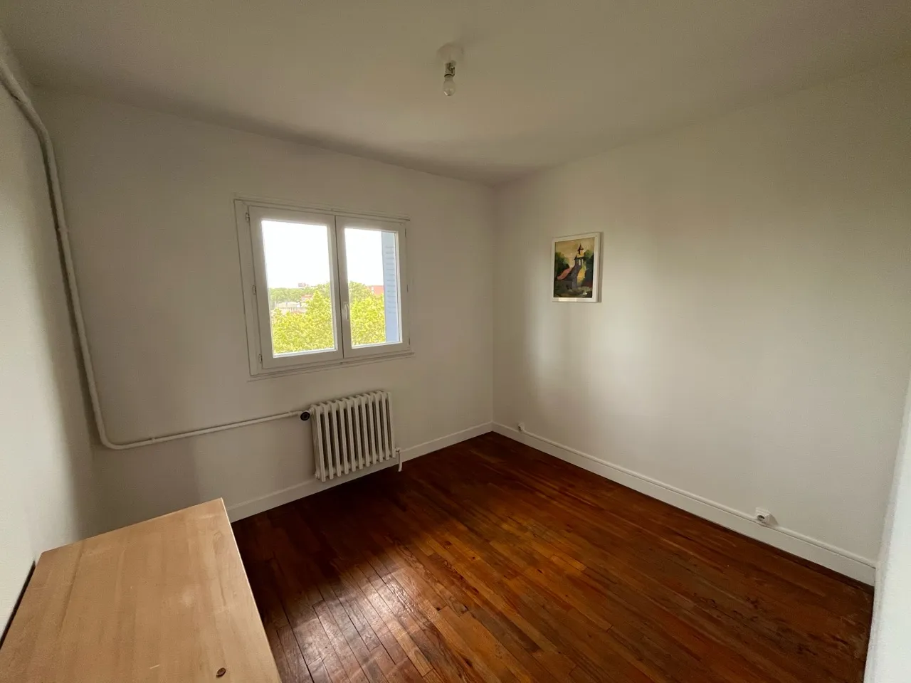 Chambre de 9m2 non meublée (sauf commode) dans appart de 60m2 avenue etienne billieres Saint Cyprien